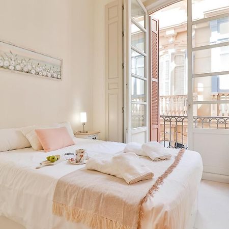 Flat 2 Bedrooms In The City Center Málaga Kültér fotó