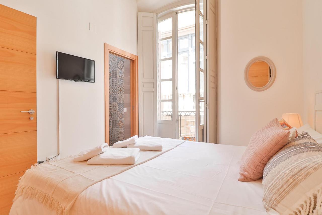 Flat 2 Bedrooms In The City Center Málaga Kültér fotó