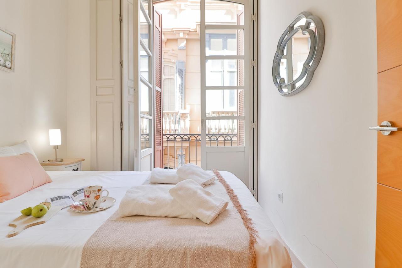 Flat 2 Bedrooms In The City Center Málaga Kültér fotó