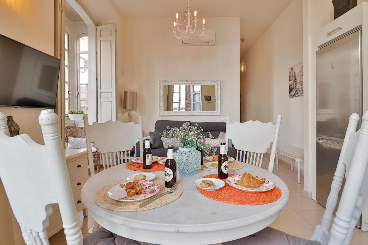 Flat 2 Bedrooms In The City Center Málaga Kültér fotó