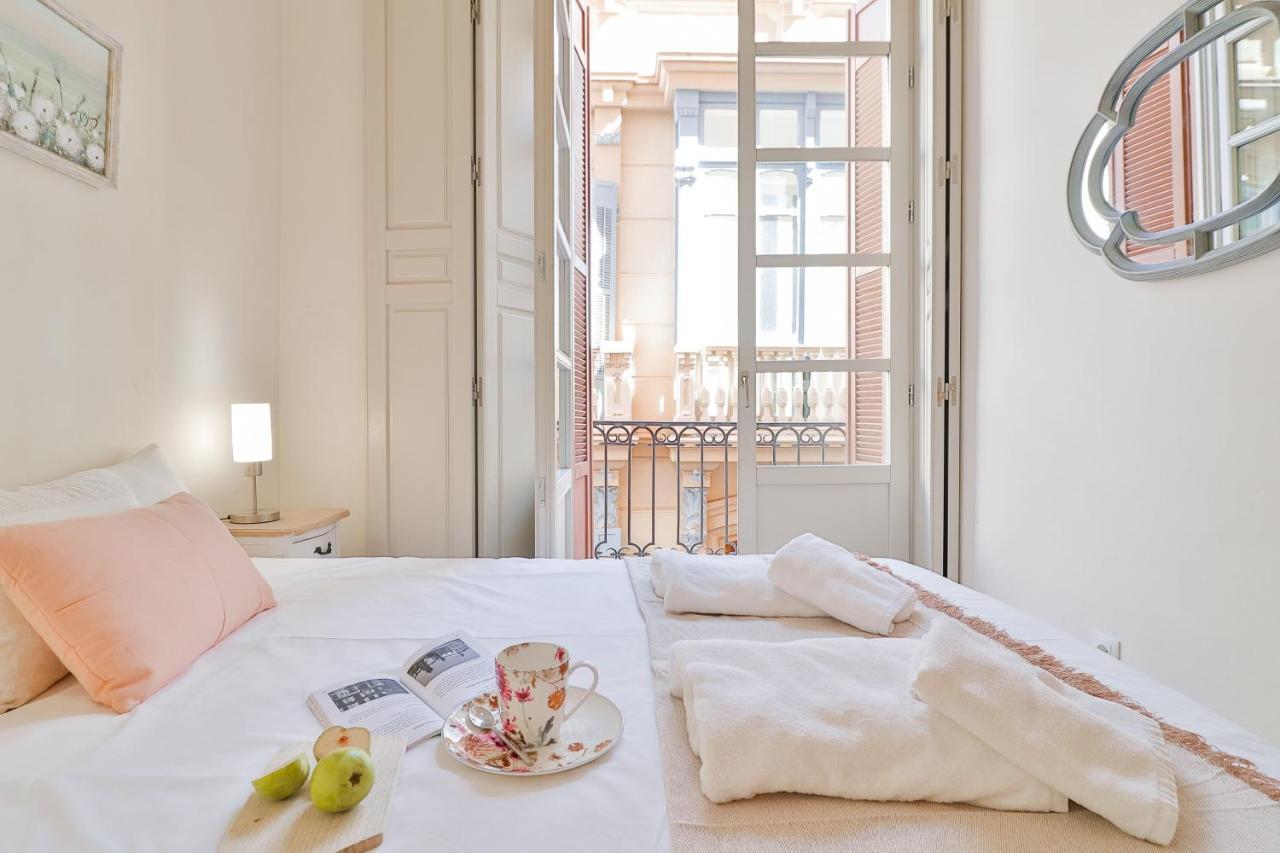 Flat 2 Bedrooms In The City Center Málaga Kültér fotó